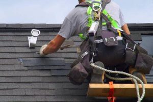 Roof Installation in Longwood: Quality Work and Reliability